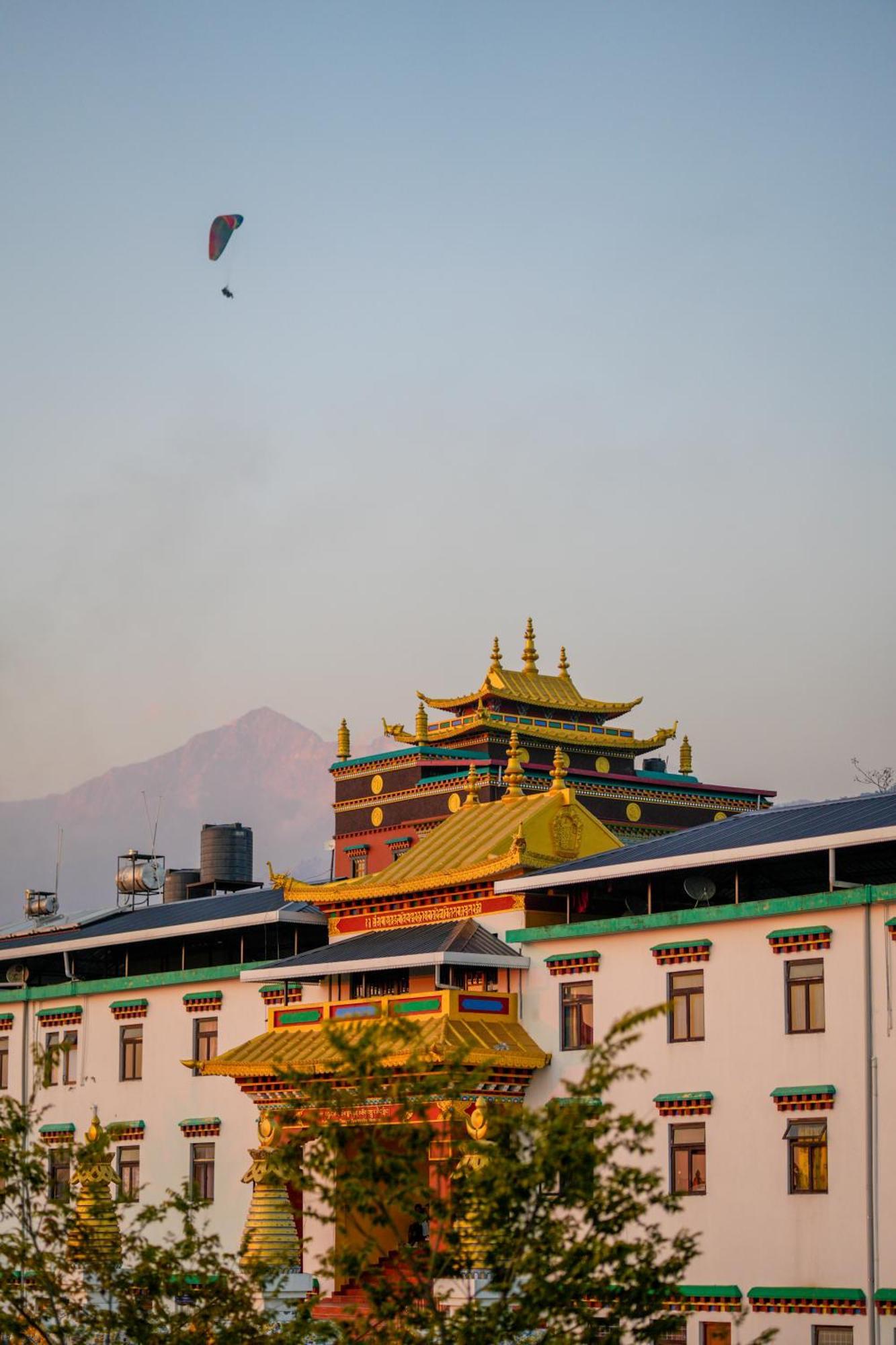 Hotel Chokling Arthouse - The Treasure Of Himalayas Bīr Exteriér fotografie